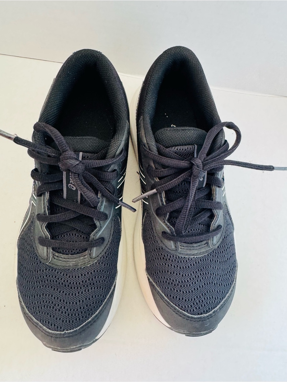 Asics Kids Black and White Lace-Up Sneakers 3.5